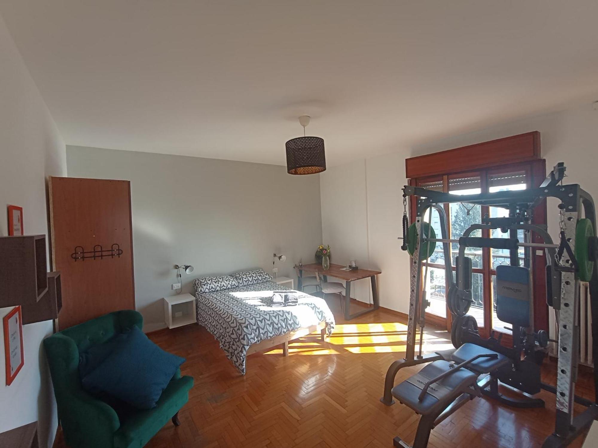 I Feel Orange Hotel Legnano Bagian luar foto