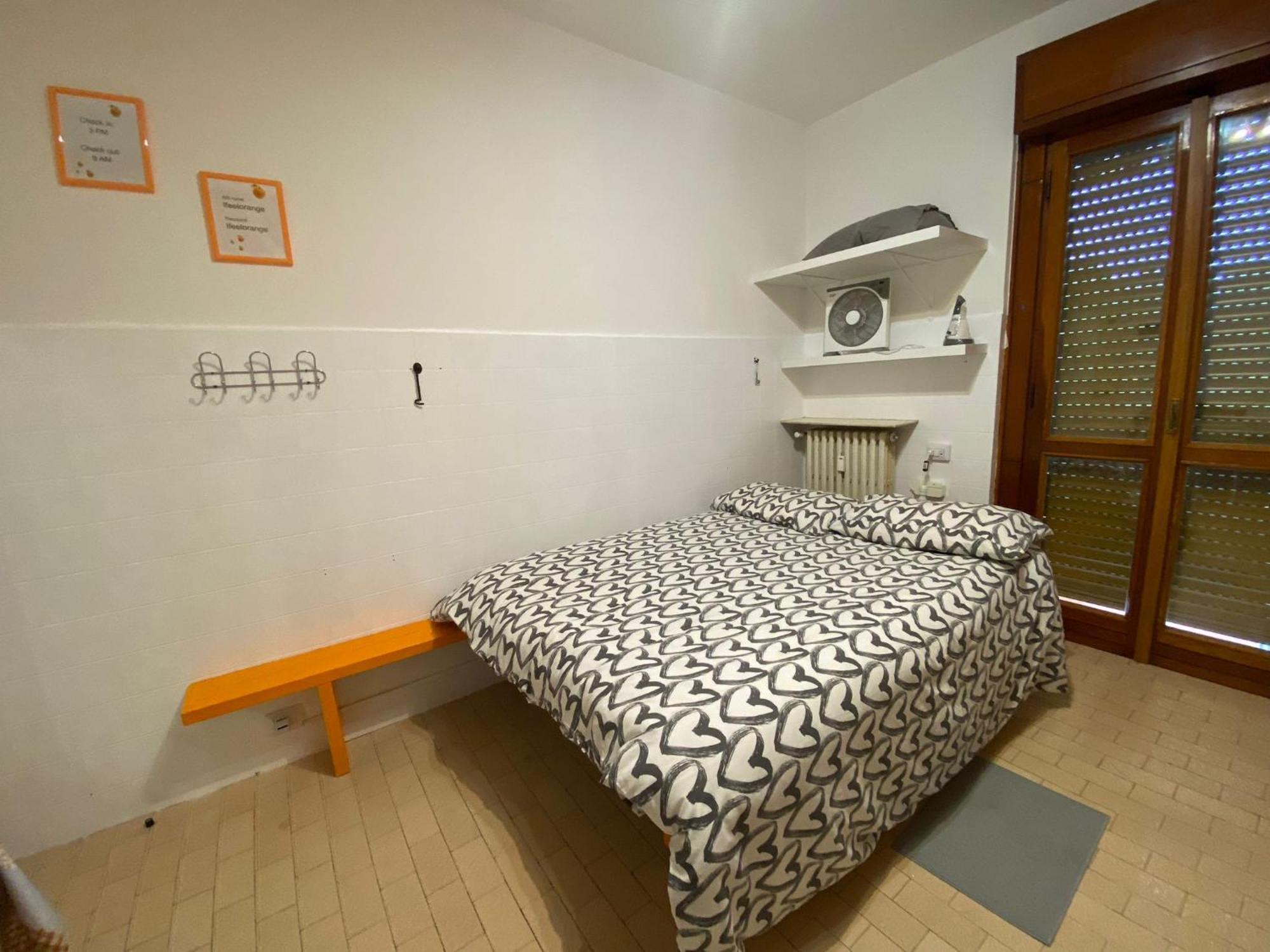 I Feel Orange Hotel Legnano Bagian luar foto